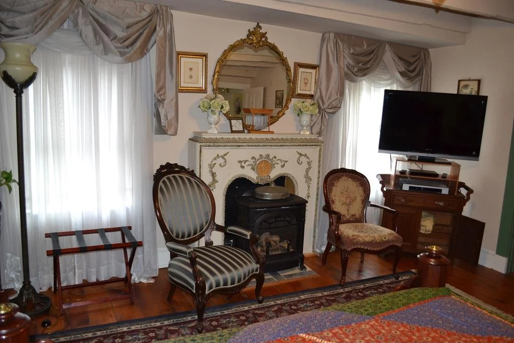 EJ Bowman House Bed & Breakfast