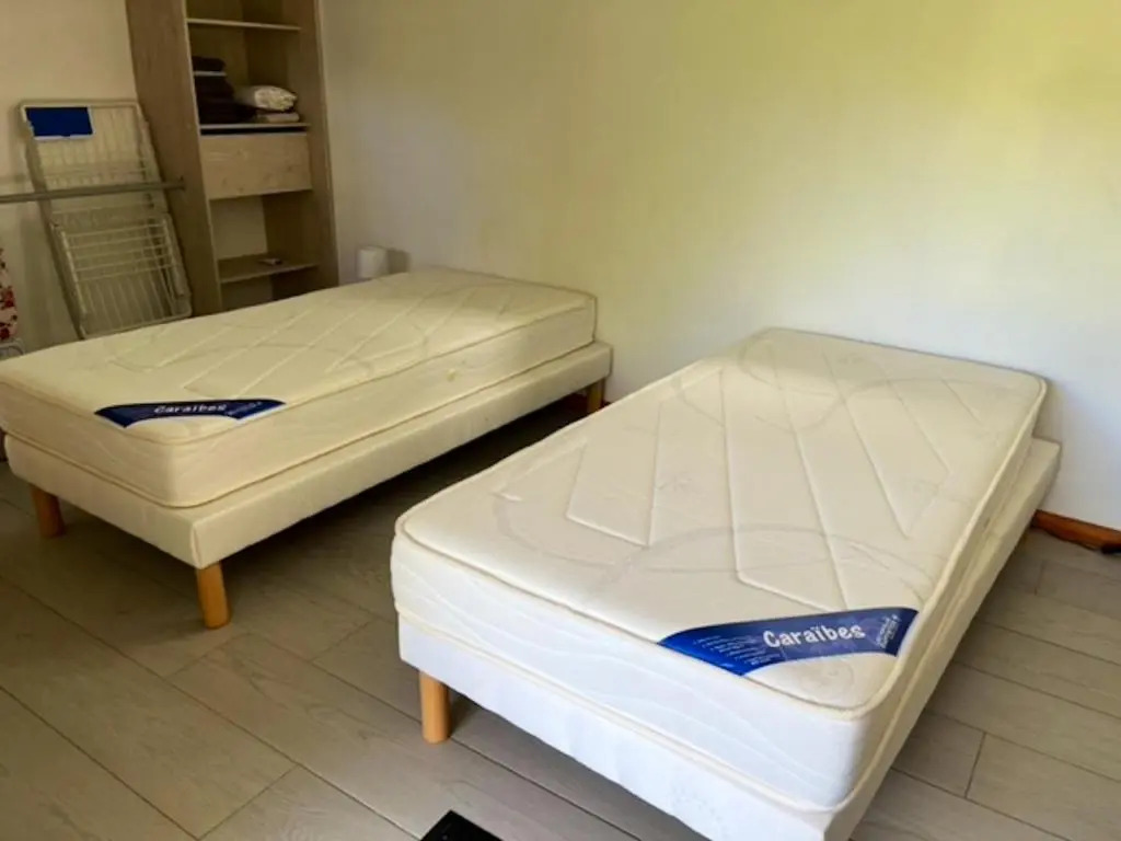 Bungalow d'une chambre avec piscine partagee jardin clos et wifi a Le Gosier a 1 km de la plage