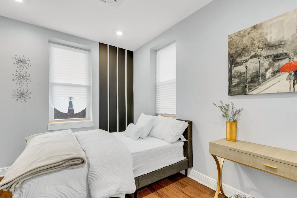 Culture Hub W Oxford St 1BR Art Museum