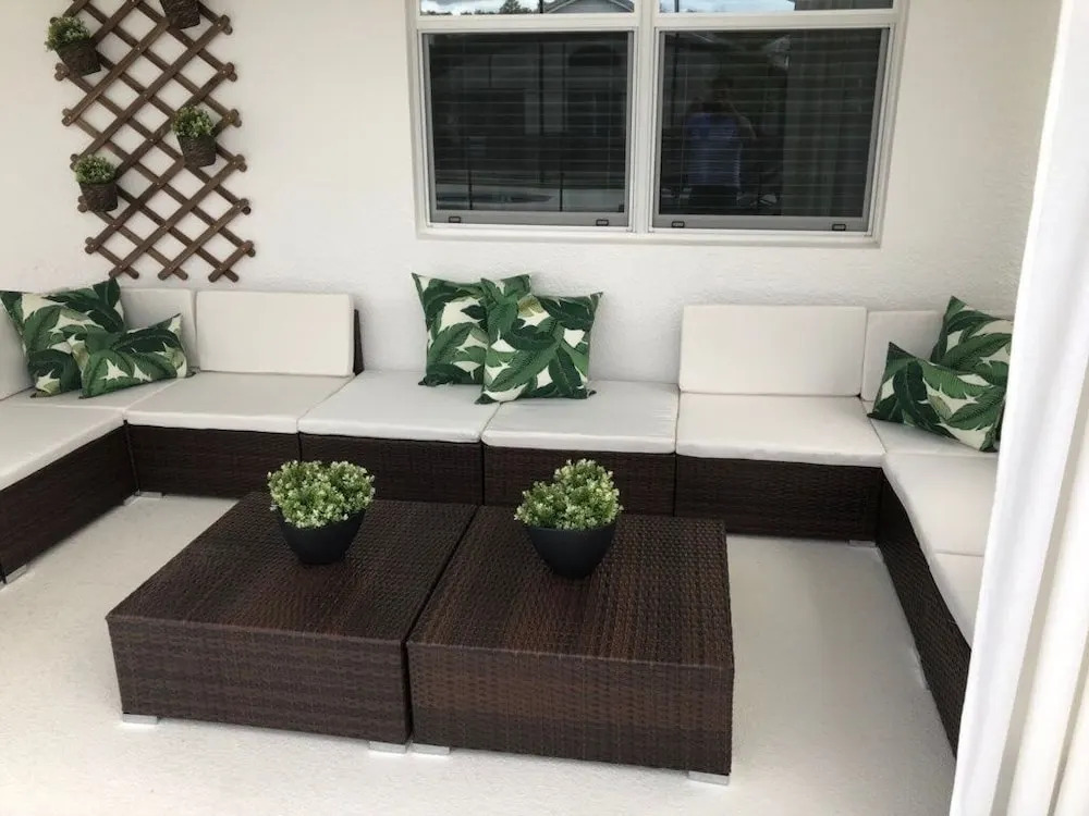 Brand New 15 Bed Home with Themed Room! Home