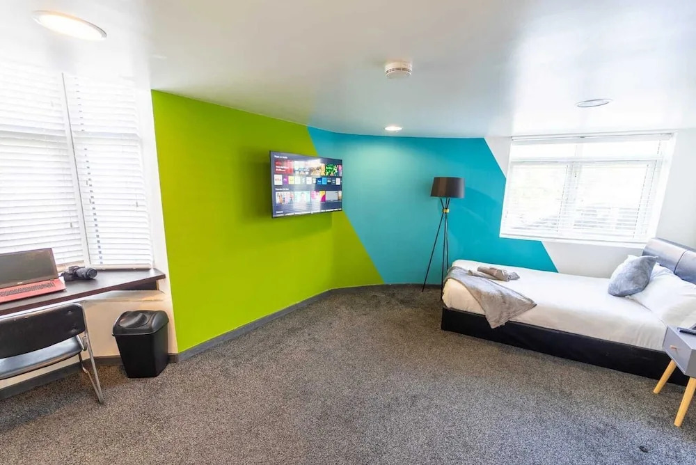 100 Dale road Studios in Guest house