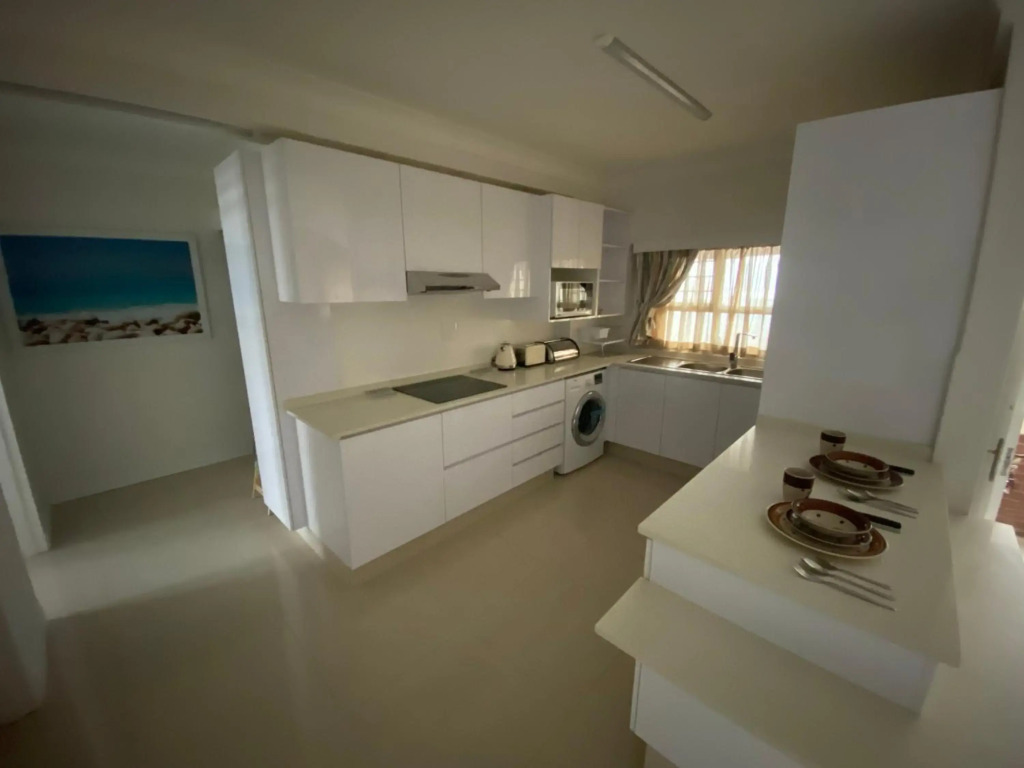 Bencorrum Self-Catering Apartments