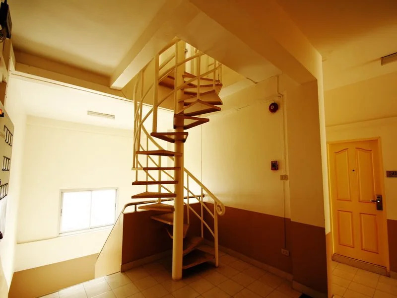 Golden Apartment