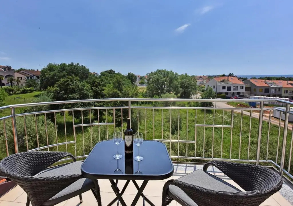 Apartments house Tomic for max 22 persons Maj Poreč