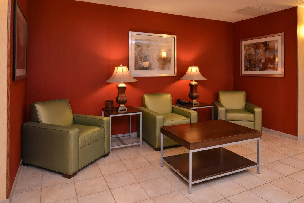 Holiday Inn Express Hotel & Suites Lancaster-Lititz by IHG