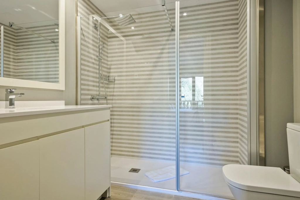 Luderna - Apartamento con terraza Bonaigua D8 Bordius