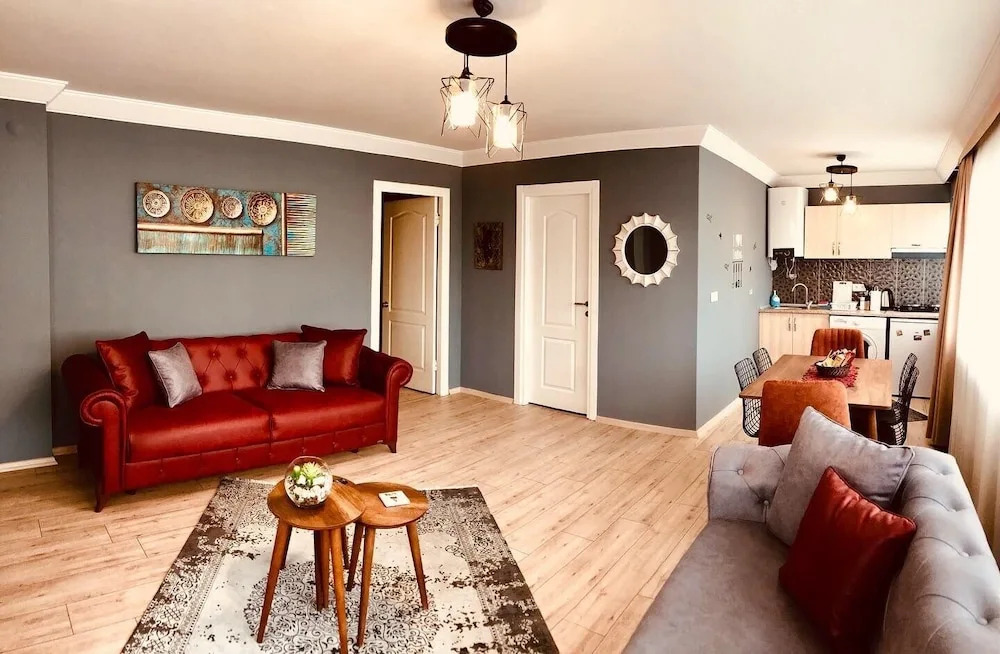 Sirena's Suites