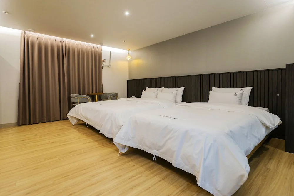 Karat Hotel
