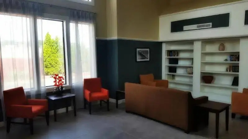 Clarion Suites Inn