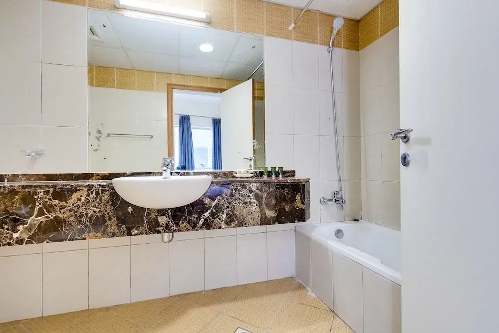 2 Bedroom Apartment Marina
