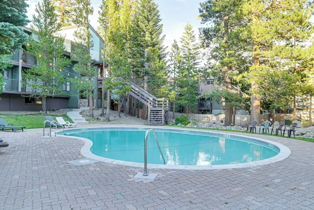 St Anton Condo in Mammoth Lakes!