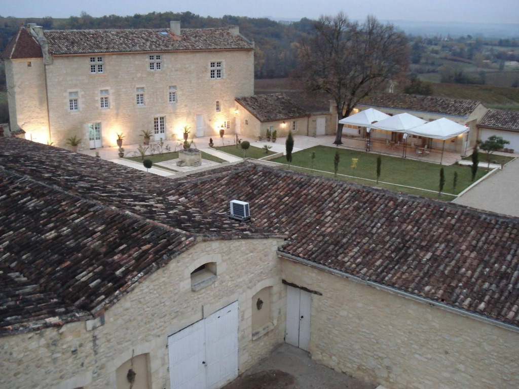 Chateau Isabeau De Naujan
