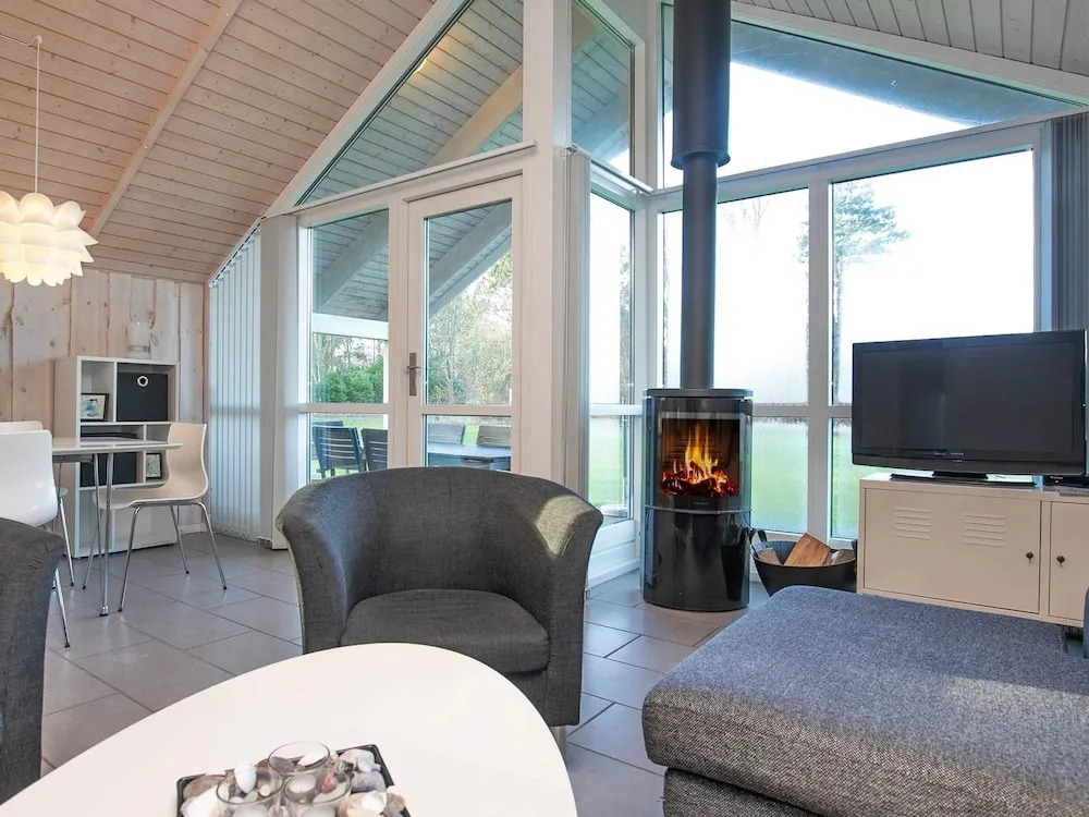 6 Person Holiday Home in Humble