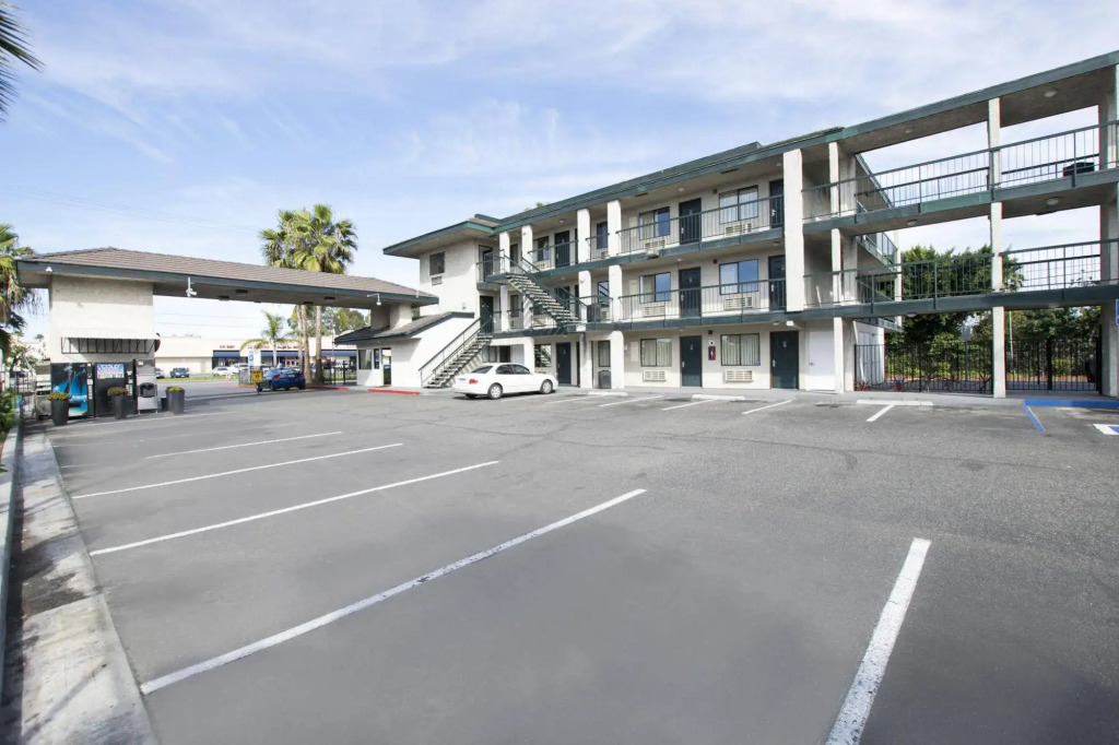 Morada Inn