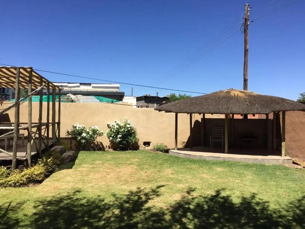 Cosy 2-bed House in Maseru for Perfect Calm and re