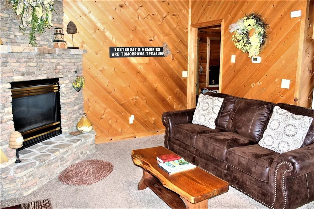 Honey Tree - Studio Cabin