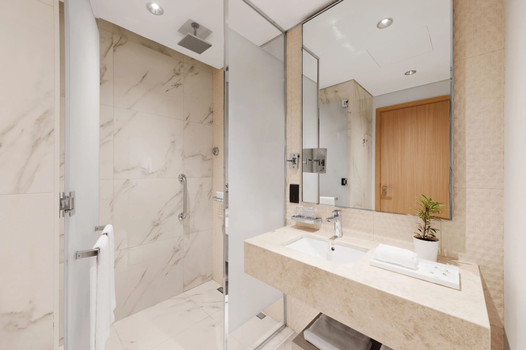 Adagio Premium The Palm