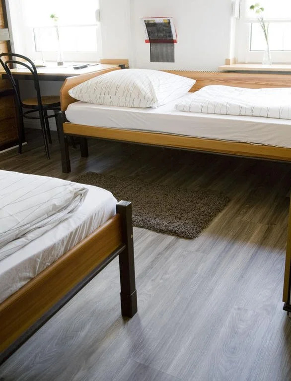 Hotel Alt Stocks