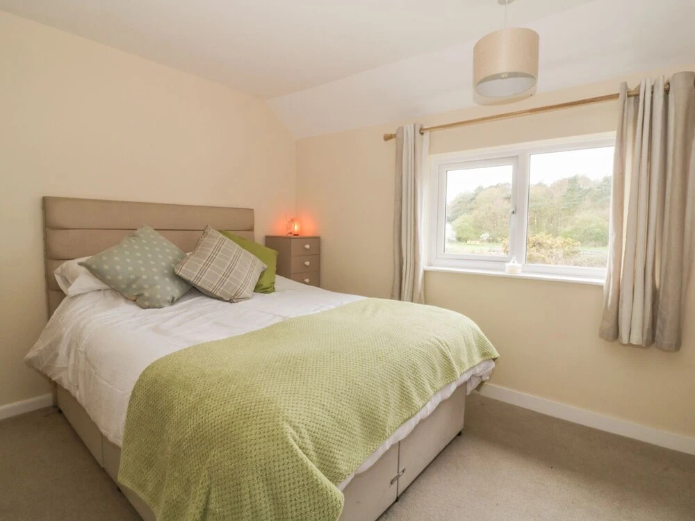 2 Hillside Cottages, Kirton