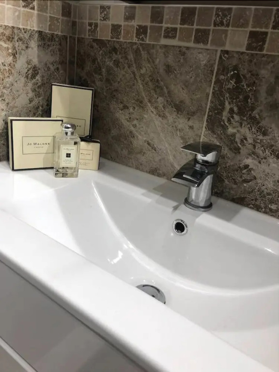 Longridge apartment