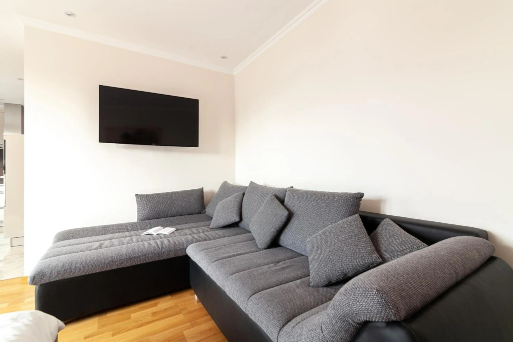 Regrand apartment on Kulisha 47a