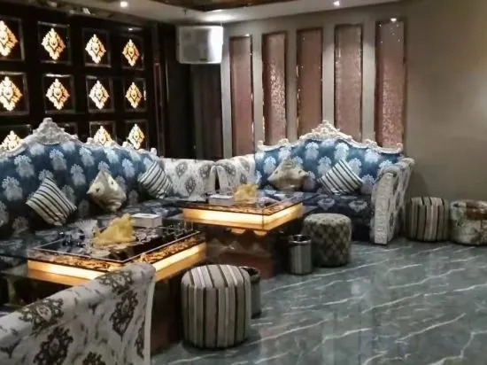 Yingbai Hotel (Foshan Creative Industrial Park Jihua 4th Road)