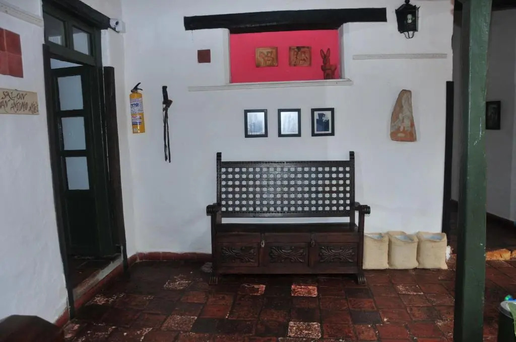 Hotel Mision Santa Barbara