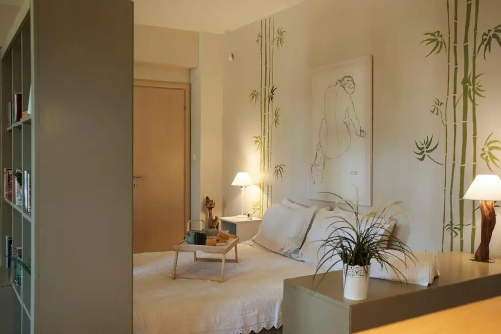 Apartment with garden in Thessaloniki