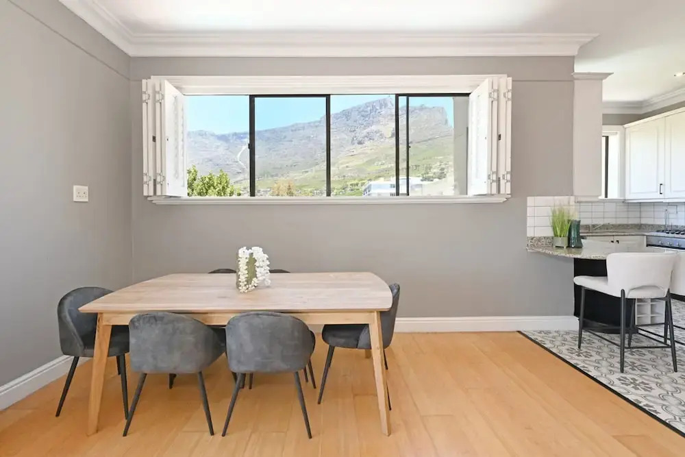 Two Bed Table Mountain Spacious