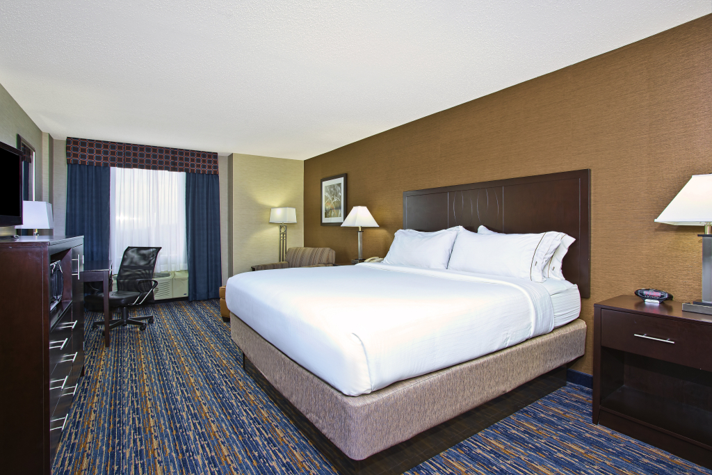 Holiday Inn Express and Suites Pittsburgh West Mifflin by IHG