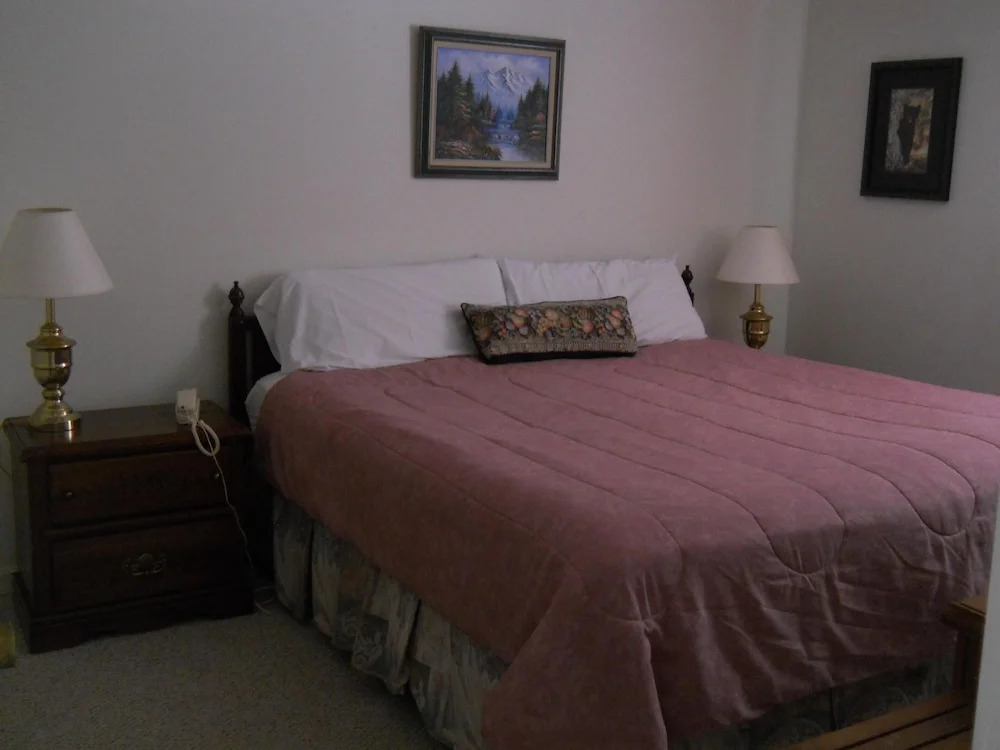 Sugar Ski & Country Club Unit 422 Bronze