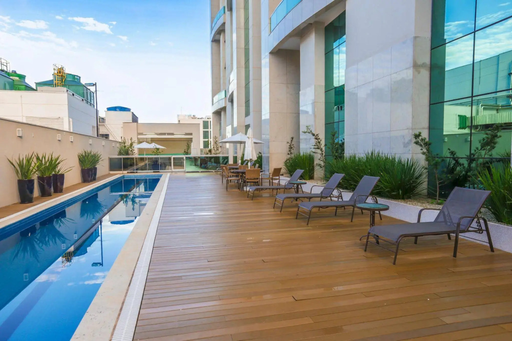 Vista Park Hplus Long Stay