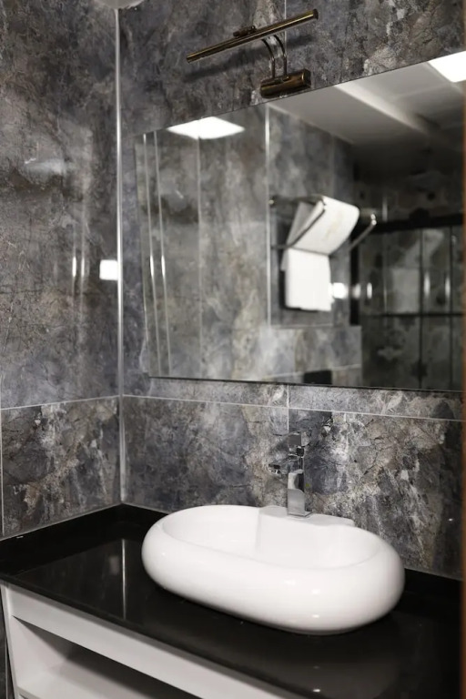 New Konak Hotel