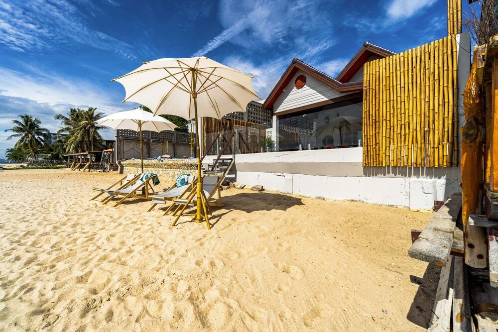 Beach Front Villa with 3 Bedrooms - CA3