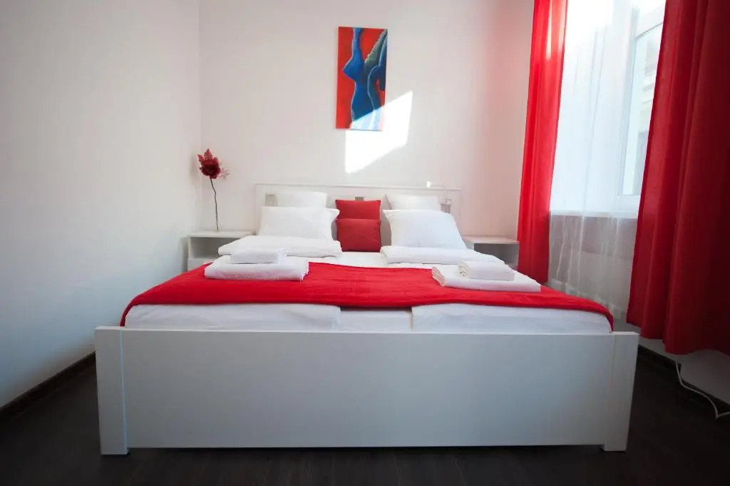 Romantic New 2 Bedroom Vilnius Best Location