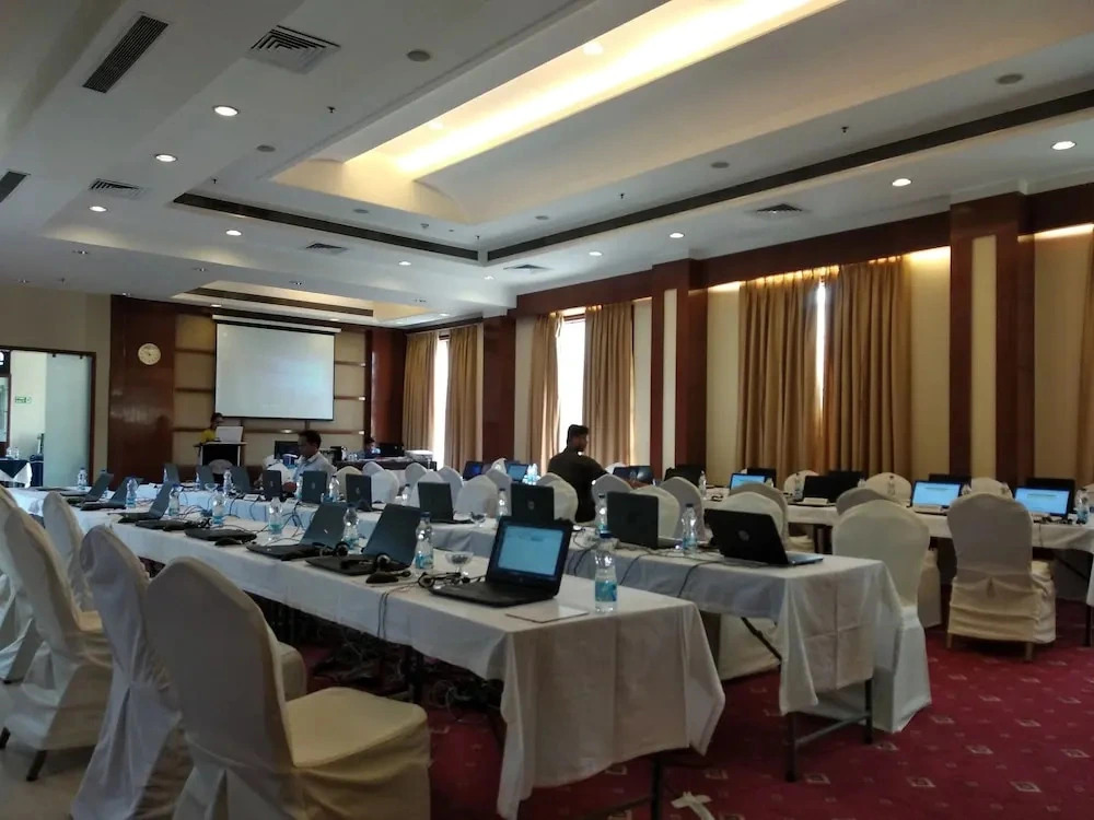 FabHotel Phase 3 DLF Corporate Park