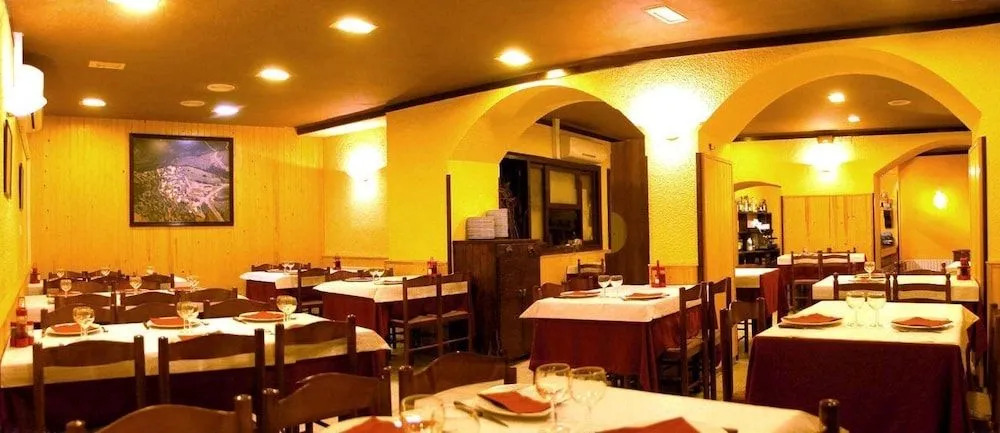 Hostal Les Collades