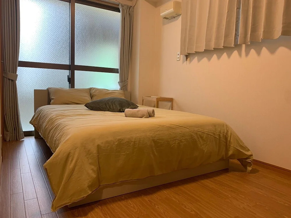 Compact 2DK apt in west Shinjuku