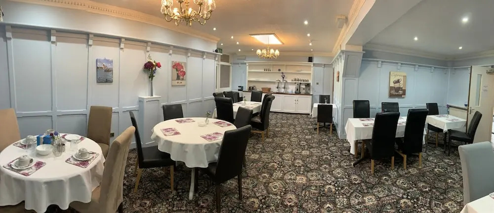 Hill Lodge Hotel
