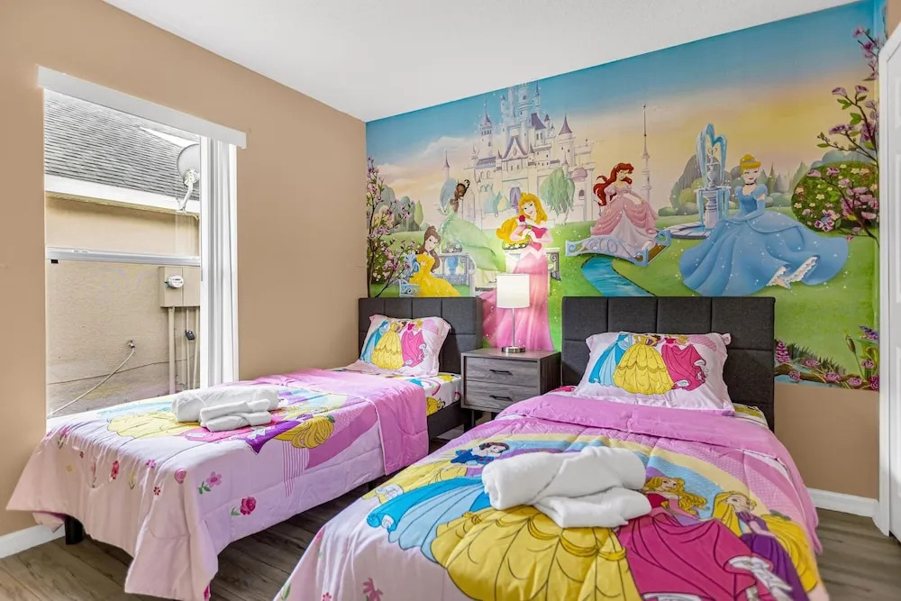 Disney Area 4BR Home with Heated Private Pool