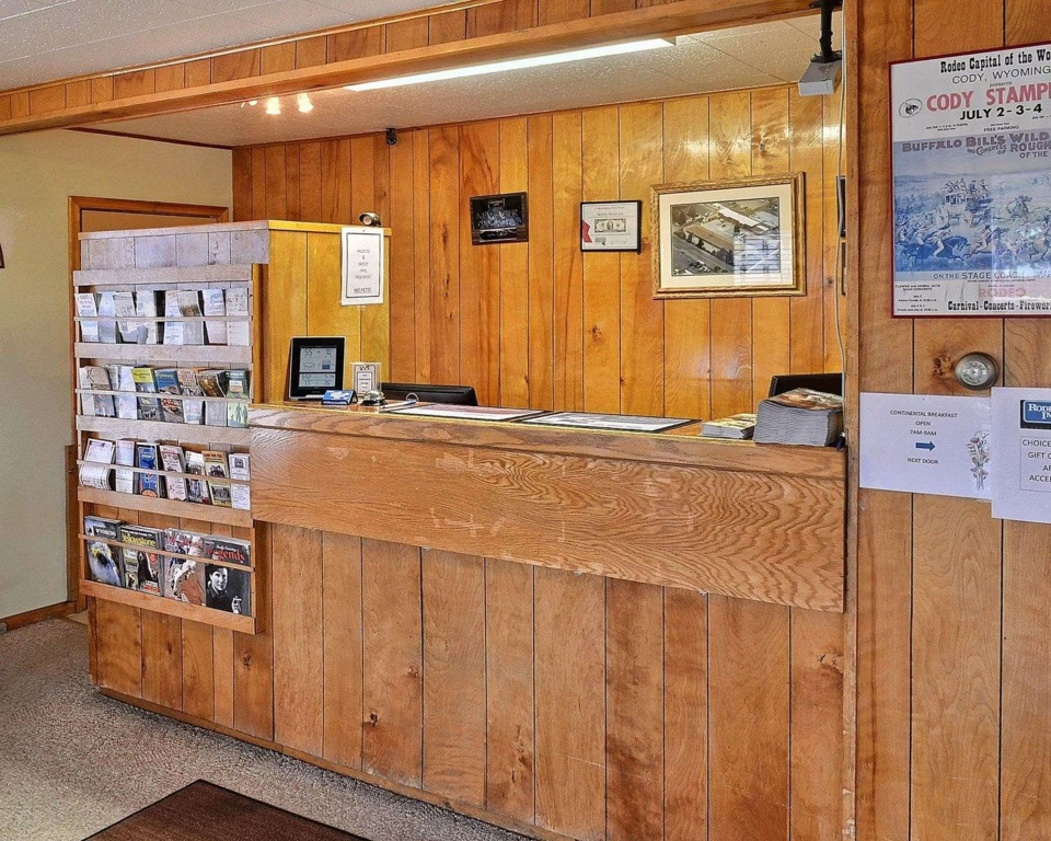 Skyline Motor Inn