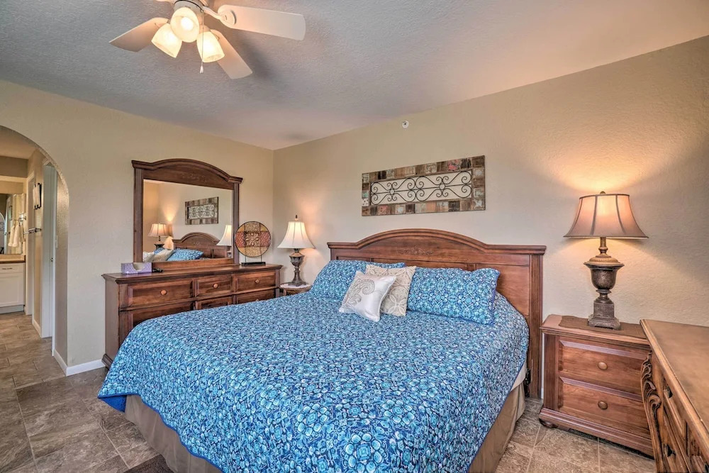 Branson Resort Condo w/ Scenic Patio & Pool Access