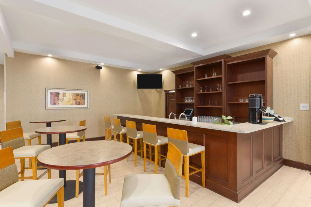 Wyndham Garden Grand Rapids Airport