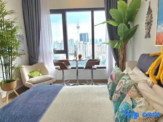 Seashore Jr Suite with Georgous pool & KLCC view
