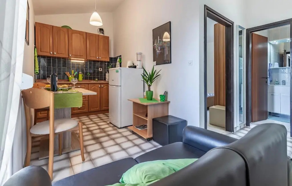 Apartment Denis
