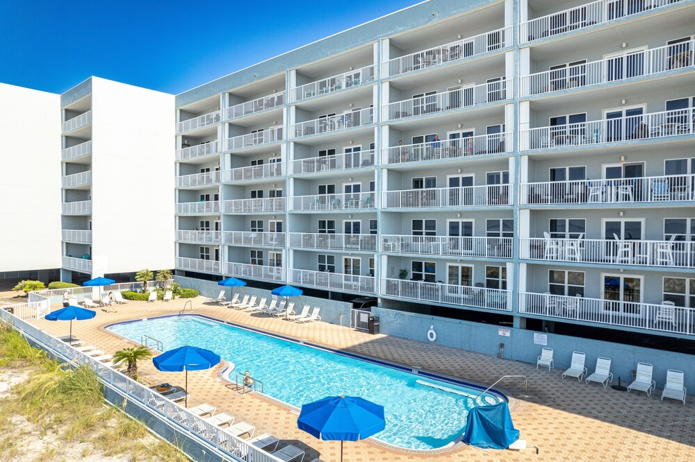 Islander Beach Resort 705 Condo