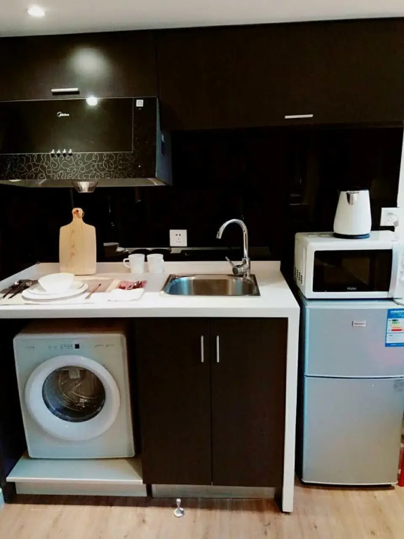 Reed Apartment