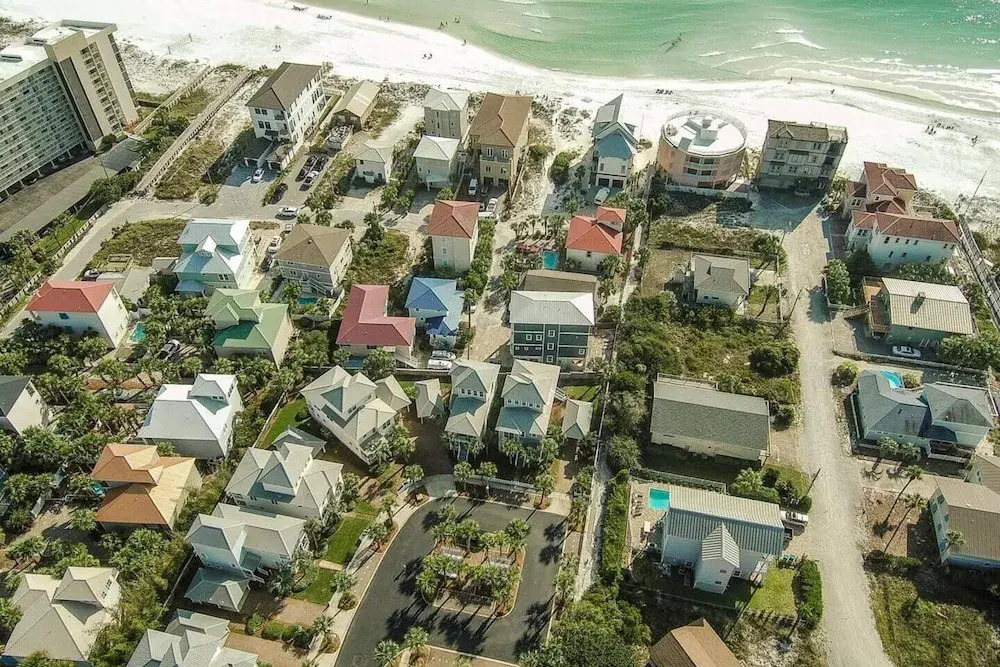Ocean View Abode Luxurious 4bd, Walk to Beach!