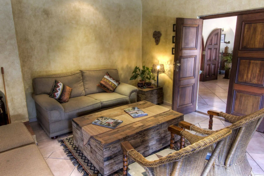Tladi Lodge