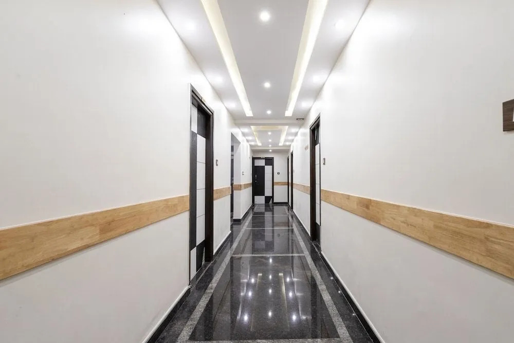 Capital O Regal suites